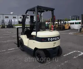 Вилочный погрузчик Toyota FORKLIFT 40-7FB25 2000 года б/у фото 2