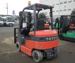 Вилочный погрузчик Toyota FORKLIFT 7FBH25 2011 года б/у фото 2