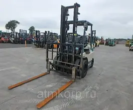 Вилочный погрузчик Toyota FORKLIFT 7FB30 2002 года б/у