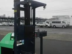 Вилочный погрузчик Toyota FORKLIFT 7FBPR10 2008 года б/у