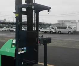 Вилочный погрузчик Toyota FORKLIFT 7FBPR10 2008 года б/у