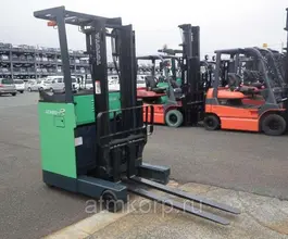 Вилочный погрузчик TOYOTA FORKLIFT 7FBRK9 2006 года б/у