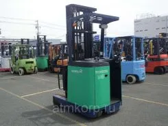 Вилочный погрузчик Toyota FORKLIFT 7FBR14 2008 года б/у фото 2