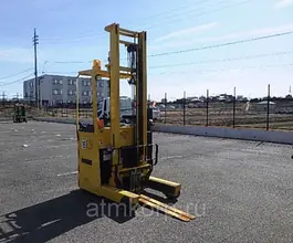 Штабелер Toyota FORKLIFT 7FBR15 2008 года б/у