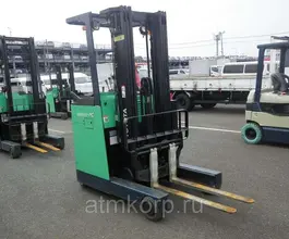 Вилочный погрузчик Toyota FORKLIFT 7FBR15 2012 года б/у