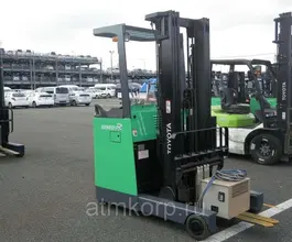 Вилочный погрузчик Toyota FORKLIFT 7FBRS15 2012 года б/у