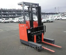 Вилочный погрузчик Toyota FORKLIFT 7FBR15 2015 года б/у фото 2