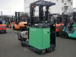 Вилочный погрузчик Toyota FORKLIFT 7FBR15 2012 года б/у фото 2
