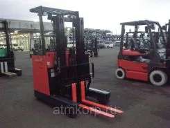 Вилочный погрузчик Toyota FORKLIFT 7FBR15 2006 года б/у