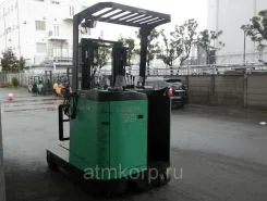 Штабелер Toyota FORKLIFT 7FBR20 2010 года б/у фото 2