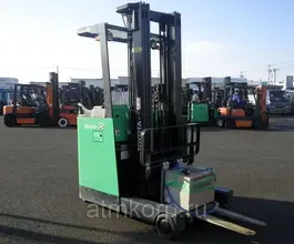 Вилочный погрузчик Toyota FORKLIFT 7FBR15 2012 года б/у