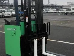 Вилочный погрузчик Toyota FORKLIFT 7FBRK13 2004 года б/у