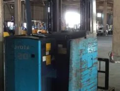 Вилочный погрузчик Toyota FORKLIFT 6FBRS20  б/у фото 2