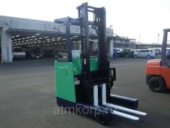 Вилочный погрузчик Toyota FORKLIFT 7FBR20 2010 года б/у