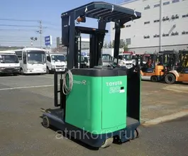 Вилочный погрузчик TOYOTA FORKLIFT 7FBRS20 2010 года б/у фото 2