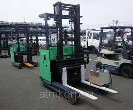Штабелер Toyota FORKLIFT 7FBR25 2003 года б/у