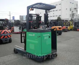Вилочный погрузчик TOYOTA FORKLIFT 7FBR30 2011 года б/у фото 2