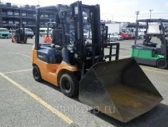 Вилочный погрузчик TOYOTA FORKLIFT 7FGL15 2003 года б/у