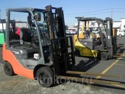 Вилочный погрузчик Toyota FORKLIFT 8FGL14 2007 года б/у