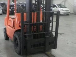 Вилочный погрузчик Toyota FORKLIFT 2FG20 2018 года б/у