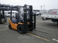 Вилочный погрузчик Toyota FORKLIFT 7FG20 2003 года б/у