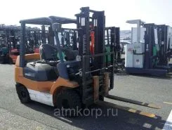 Вилочный погрузчик Toyota FORKLIFT 7FGKL25 2002 года б/у