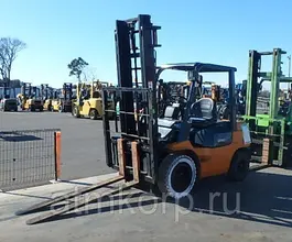 Вилочный погрузчик Toyota FORKLIFT 7FG30 1999 года б/у