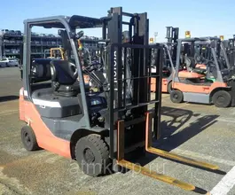 Вилочный погрузчик TOYOTA FORKLIFT 02-8FGL10 2011 года б/у