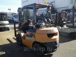 Вилочный погрузчик Toyota FORKLIFT 7FG20 2006 года б/у фото 2