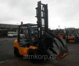 Вилочный погрузчик Toyota FORKLIFT 02-7FG30 2003 года б/у