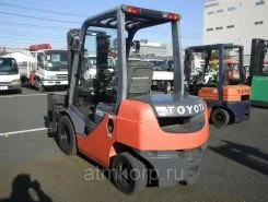 Вилочный погрузчик TOYOTA FORKLIFT 02-8FD25 2007 года б/у