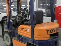 Вилочный погрузчик Toyota FORKLIFT 82-5FDL15 1986 года б/у фото 2