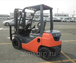 Вилочный погрузчик TOYOTA FORKLIFT 8FD20 2008 года б/у фото 2