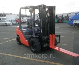 Вилочный погрузчик Toyota FORKLIFT 52-8FD25 2006 года б/у