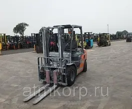 Вилочный погрузчик Toyota FORKLIFT 02-8FD25 2013 года б/у