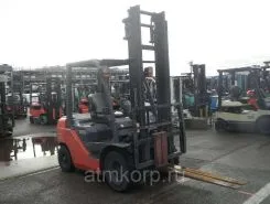 Вилочный погрузчик Toyota FORKLIFT 8FD25 2018 года б/у