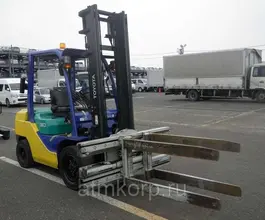 Вилочный погрузчик Toyota FORKLIFT 52-8FD30 2013 года б/у