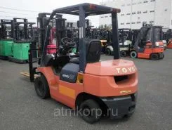 Вилочный погрузчик Toyota FORKLIFT 02-7FD25 2000 года б/у фото 2