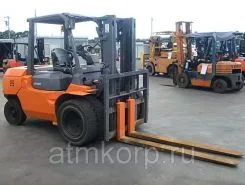 Вилочный погрузчик Toyota FORKLIFT 7FD40 1999 года б/у фото 3