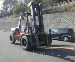 Вилочный погрузчик TOYOTA FORKLIFT 5FD80 2018 года б/у