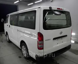 Микроавтобус Toyota HIACE VAN KDH206V 2014 года б/у фото 2