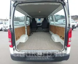 Микроавтобус Toyota HIACE VAN KDH201V 2011 года б/у фото 2