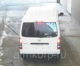 Микроавтобус Toyota HIACE VAN KDH206V 2011 года б/у фото 3
