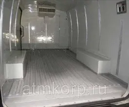 Микроавтобус Toyota HIACE VAN KDH201V 2011 года б/у фото 3