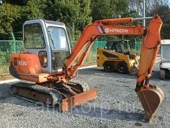 Экскаватор Hitachi EX30 1991 года б/у фото 3