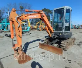 Экскаватор Hitachi ZX30U 2003 года б/у