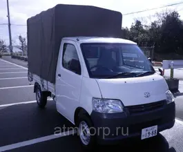 Тентованный грузовик Тентованный грузовик  Toyota 2013 года б/у