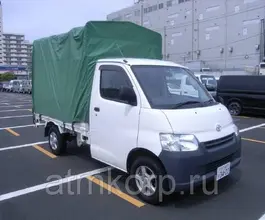 Тентованный грузовик Тентованный грузовик  Toyota 2018 года б/у