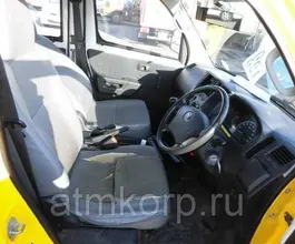 Автофургон Автофургон  Toyota 2012 года б/у фото 2