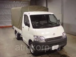 Тентованный грузовик Тентованный грузовик  Toyota 2010 года б/у
